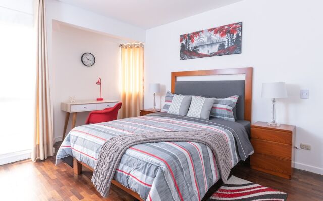 Simply Comfort. Stylish Miraflores Apartments