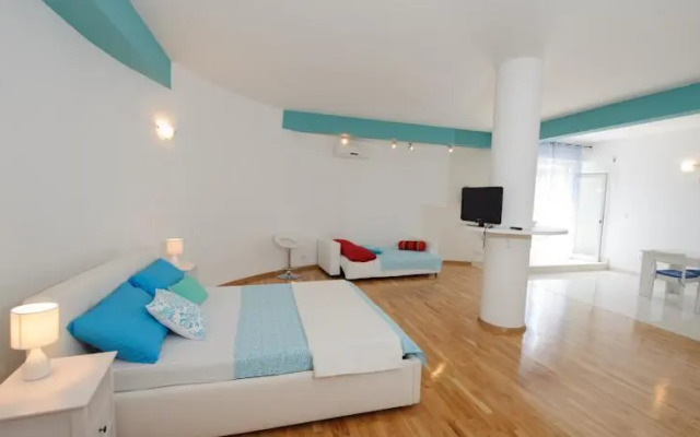 Studio Apartments Renata