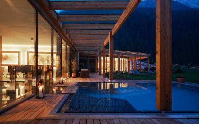 Hotels Dolomitenhof & Chalet Alte Post