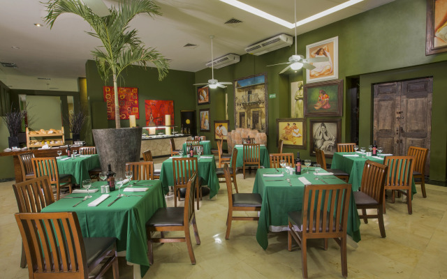 Grand Oasis Tulum Riviera