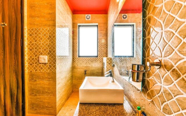 FabHotel Jass Hospitality Sector 43