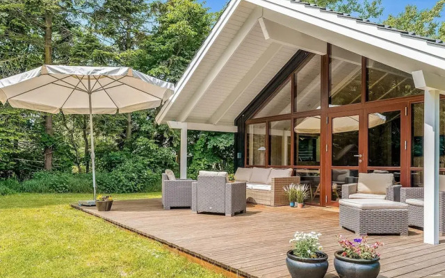 5 Star Holiday Home in Vaeggerlose