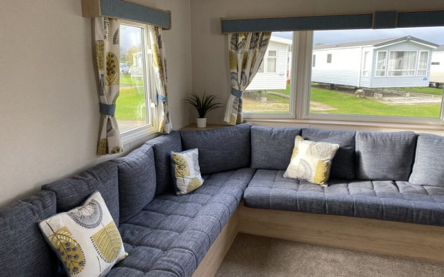 Charming 3-bed Holiday Home at Primrose Valley