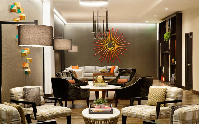 Hampton Inn & Suites Dallas Downtown