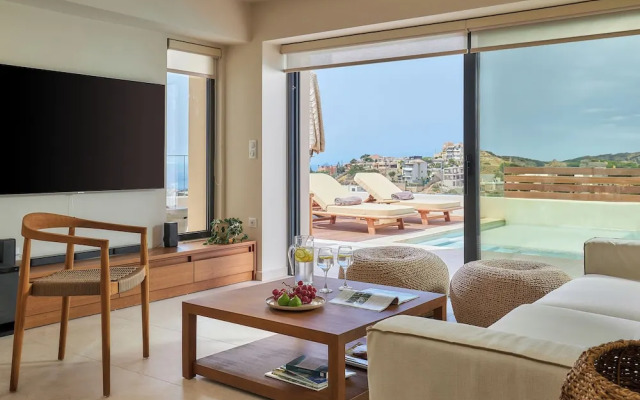 The Nook -luxury Living at the Edge of Tranquility