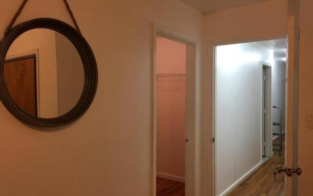 Mojoy Homesuites At Runyon
