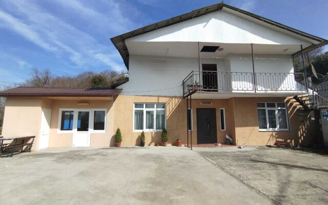 LaVita (Лоо)