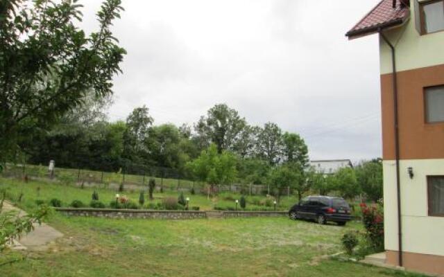 Pensiunea Casa Rada