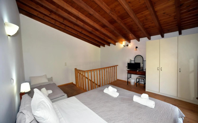 Olive Press Hotel & Apartments