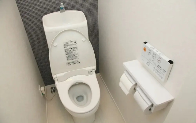 Neyagawa Station House