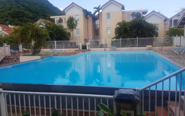 Studio in Sainte-anne, With Shared Pool, Enclosed Garden and Wifi