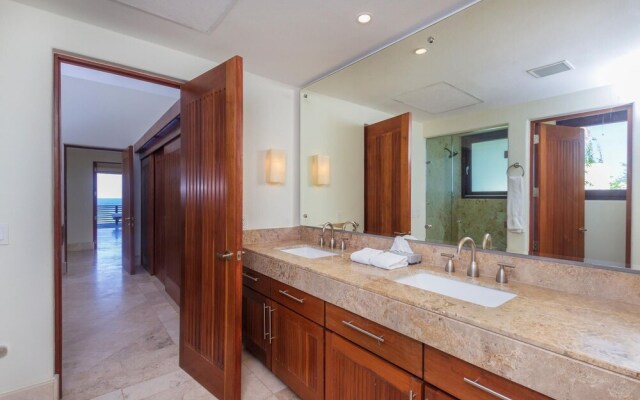 Sunny Vacation Villa 44