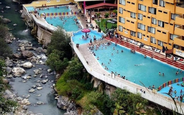 Hotel MH