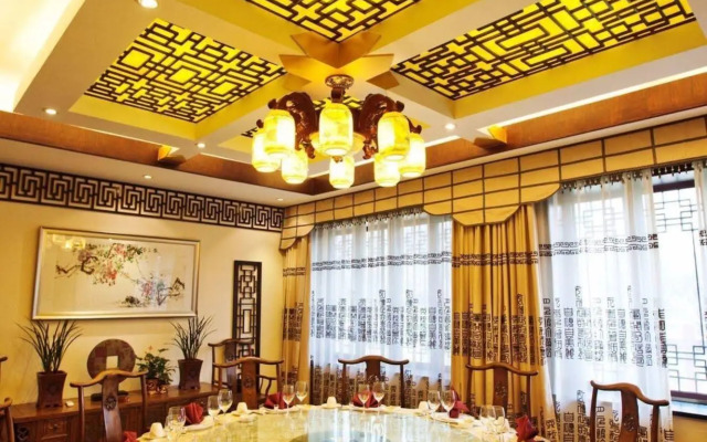Tang Dynasty Art Garden Hotel