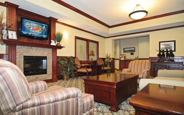 Best Western Plus Butterfield Inn