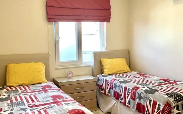 Wonderful 3 bed Duplex in Sought After Prime Community