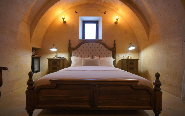 Maya Cave Hotel