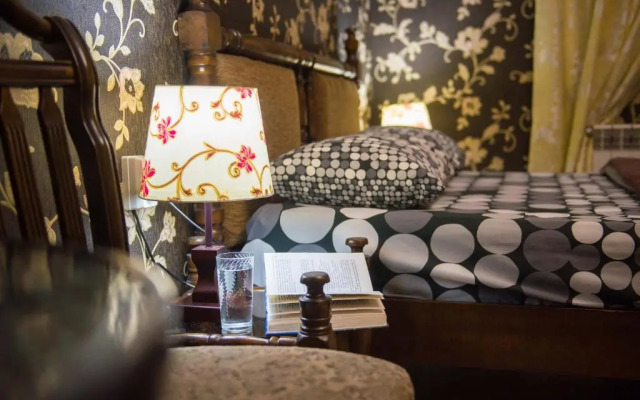 Terrace House Near Opera