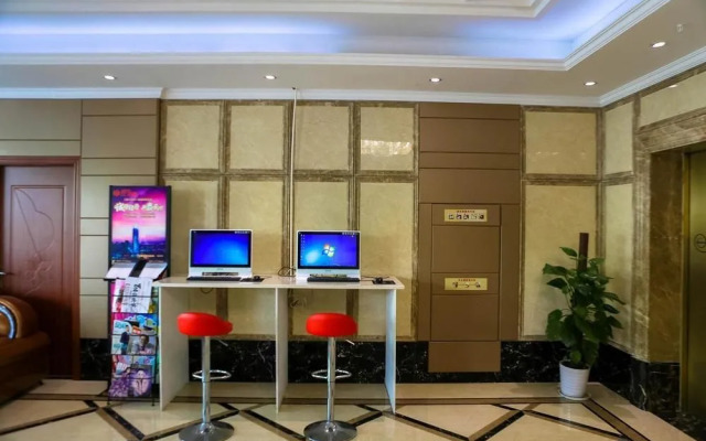 Kaili Business Hotel