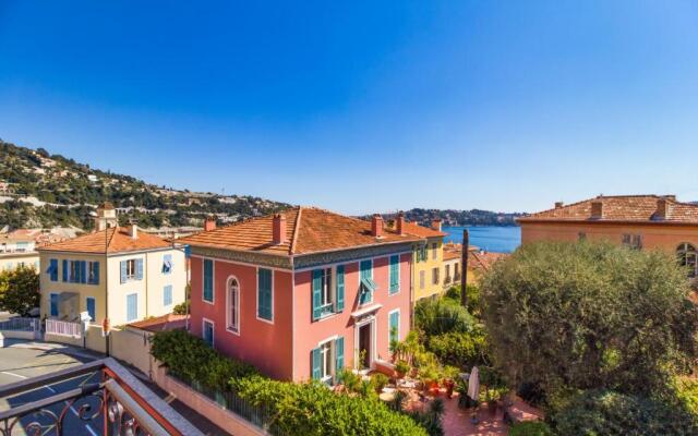 NEW ! SEA VIEW Design + Balcony 203