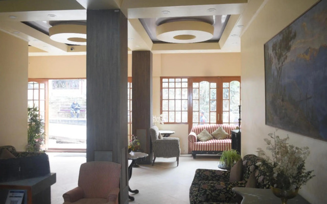 Pineridge Hotel