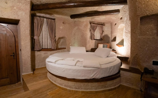 Kemerhan Hotel & Cave Suites