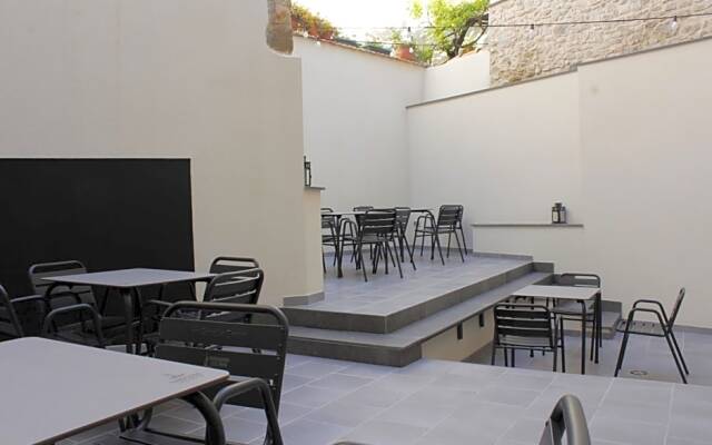 Hostal Universitat Cervera