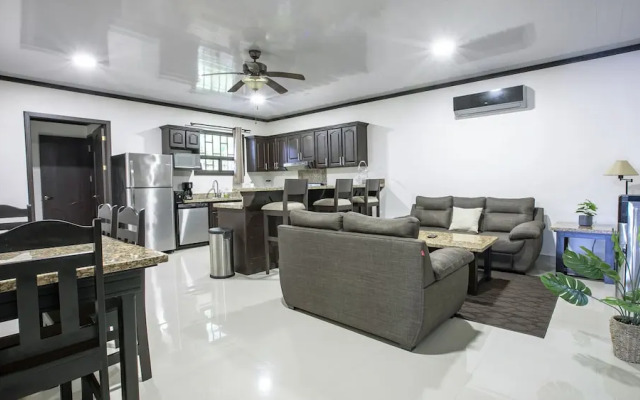 Serenity Hotel & Villas