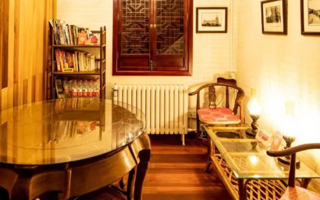 Shanghai Shikumen Culture Homestay