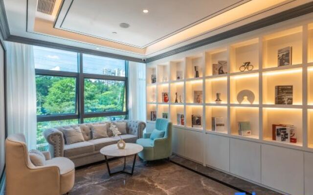 Xana Hotelle (Shenzhen Nonglin Subway Station)