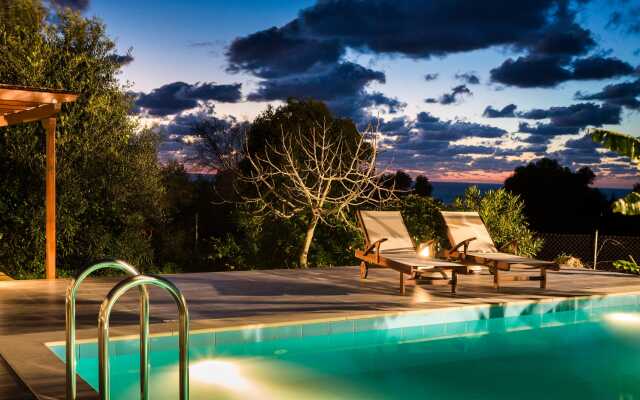 Tettix Summer House