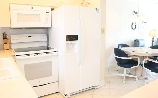 Jamaica Royale - 028 - 1 Br Condo