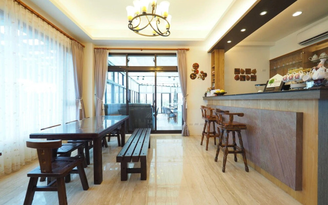 Sakura Bed and Breakfast