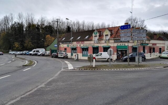 Le Relais De Risquetout