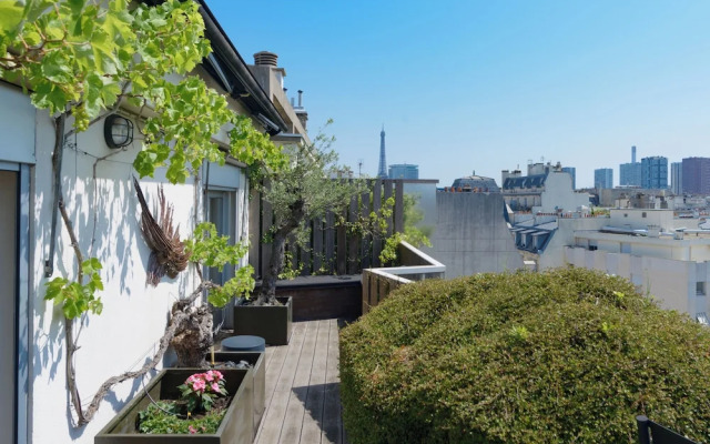 Paris Rooftop Garden residence