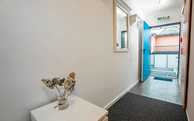 Motel Home by Vivere Stays