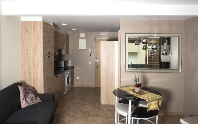 ApartmentsPlatjadAro