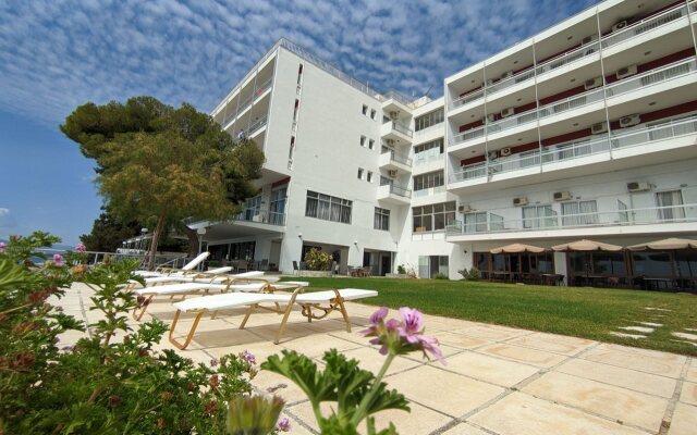 Siagas Beach Hotel