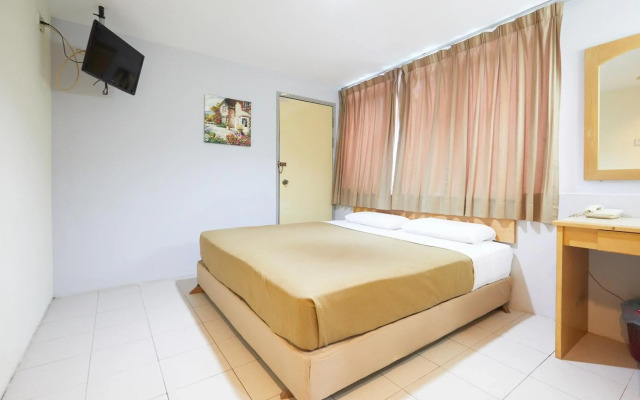 Tang City Hotel, Petaling Street, Merdeka PNB 118 Tower