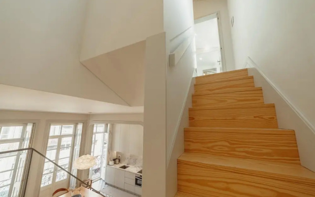 Downtown Deluxe Duplex by Homing