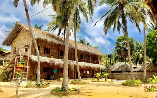 Five Trees Beach Resort Hotel