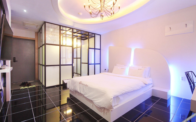 Geojedo Sa-Deung Lin Beautique Hotel