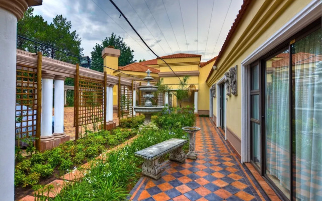 Caesars Guesthouse & Conference Centre