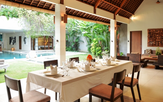 Nyaman Villas
