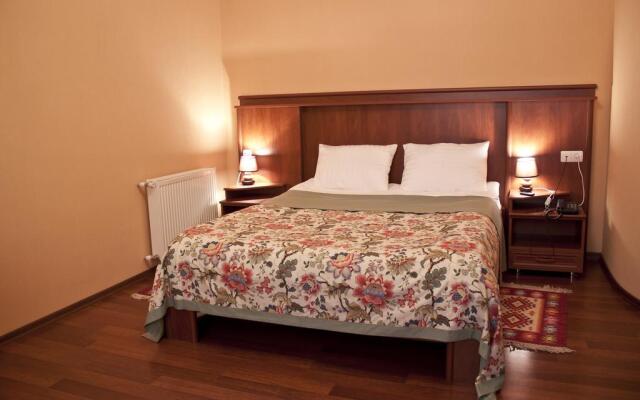 Astoria Hotel