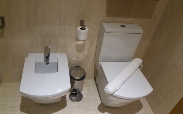 Domopolitan Alcazabilla 15