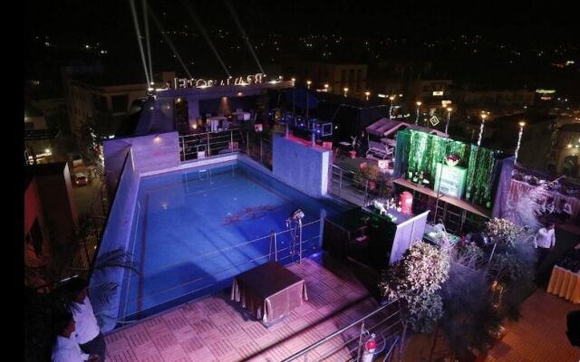 Hotel Bravia Pancheel - By Satguru