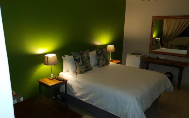 Poetry Guestrooms
