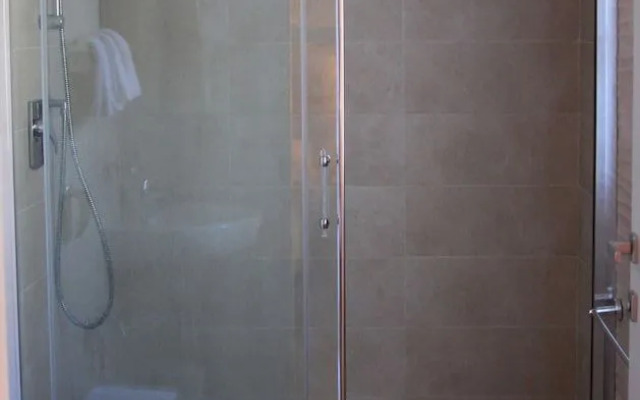 Santa Barbara Hotel & Apartments