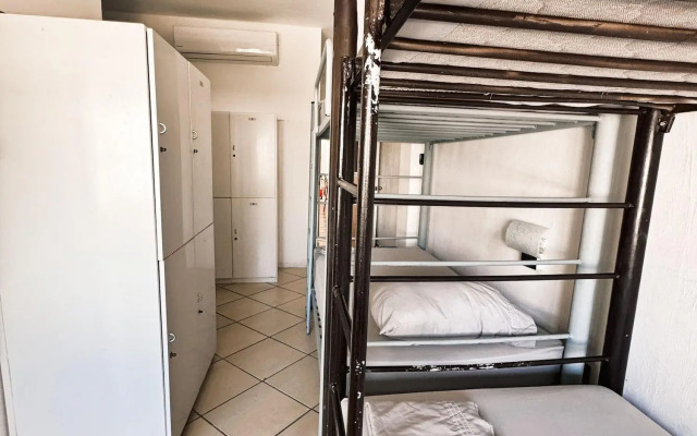 3B| Wellness Hotel & Hostel